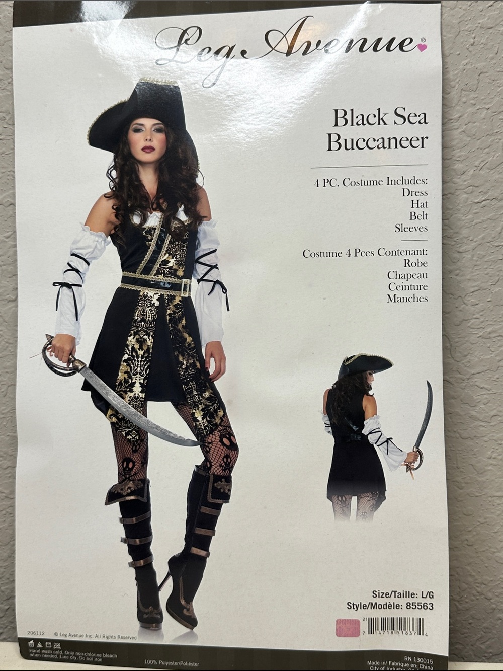 Women's Buccaneer Halloween Costume Size Large Dress Hat Sleeves Belt